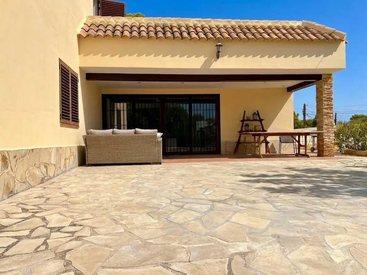 Terrassa de Casa o xalet de lloguer en La Nucia amb Jardí privat, Terrassa i Piscina