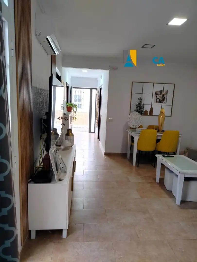 Haus oder Chalet zum Verkauf in Barbate mit Klimaanlage, Terrasse und Abstellraum