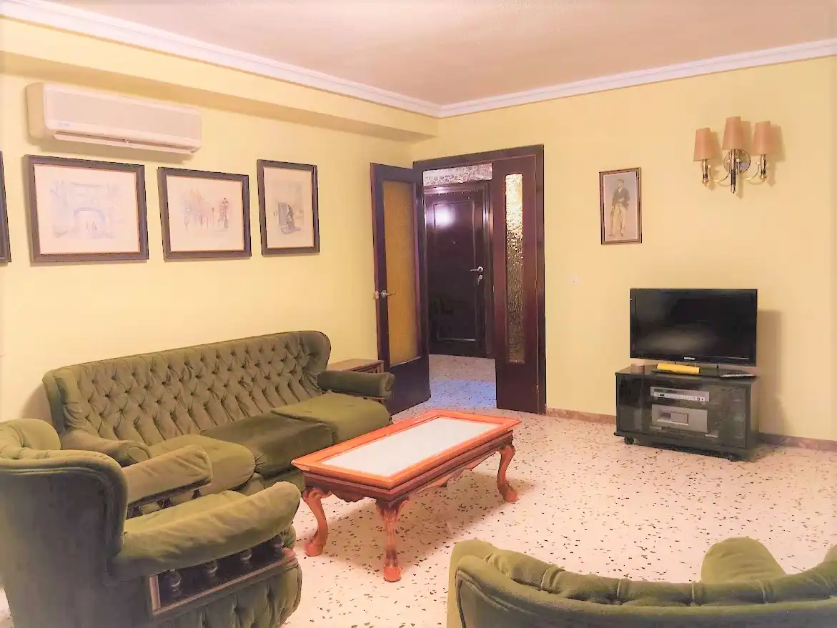 Flat for sale in Instituts - Universitat