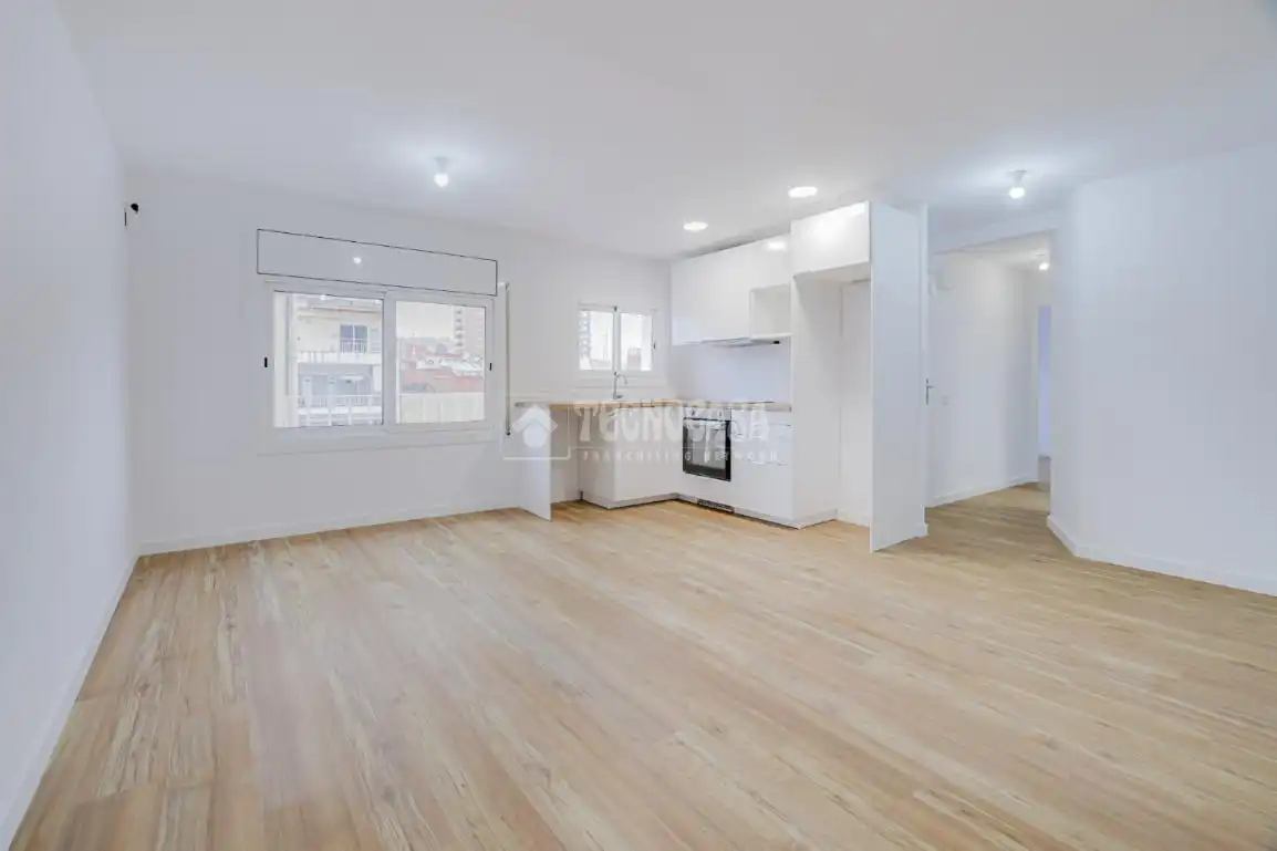 Habitación de Piso en venta en Terrassa con Balcón