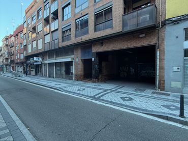 Individual en alquiler en Calle Ferrocarril 15
