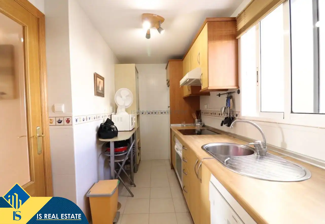 Cuina de Apartament de lloguer en Orihuela amb Aire condicionat, Calefacció i Terrassa