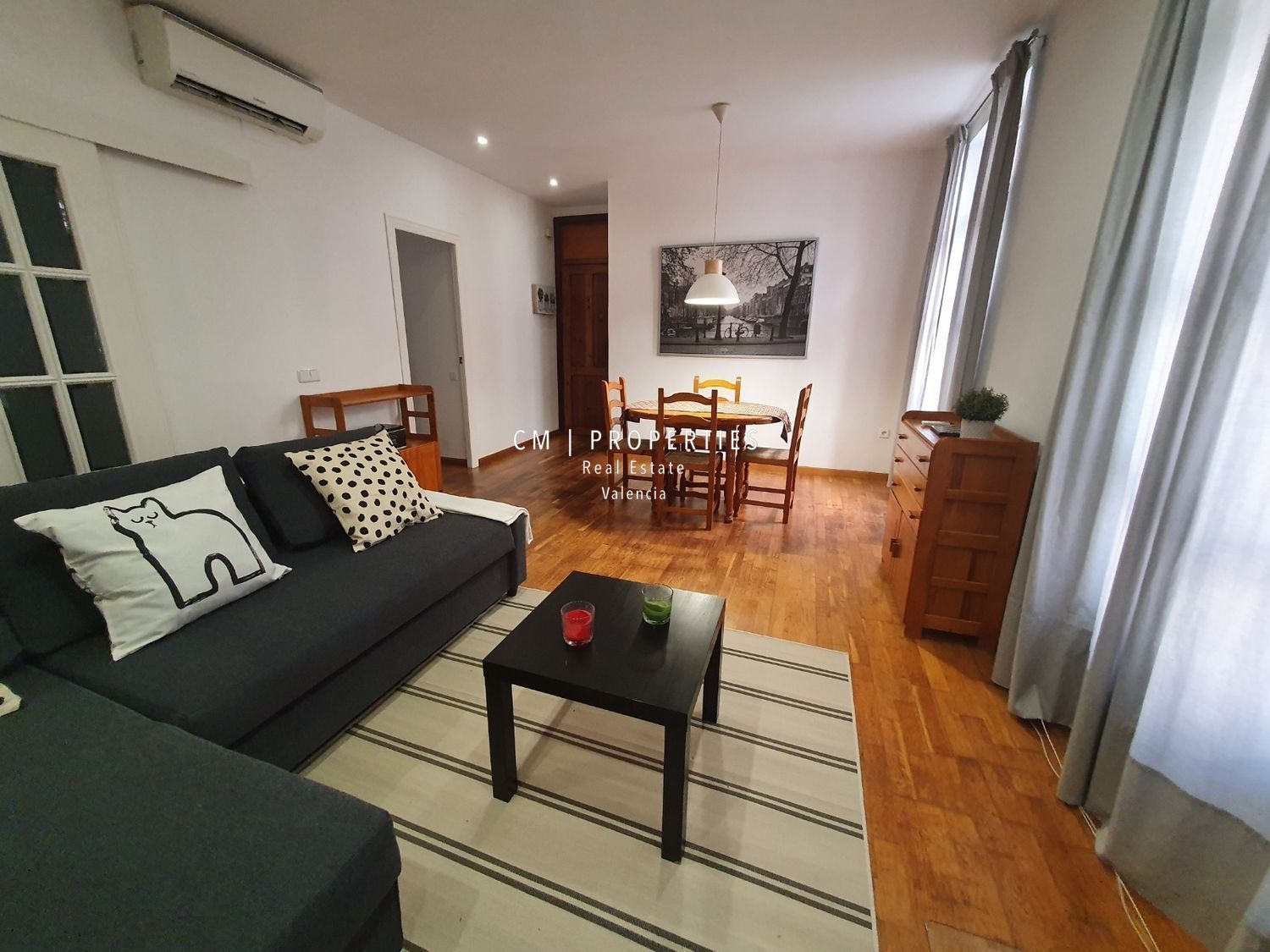 Sala d'estar de Pis de lloguer en  Valencia Capital amb Aire condicionat, Calefacció i Parquet