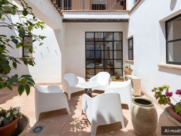 Casa amb balcó en venda a Moncófar Pueblo