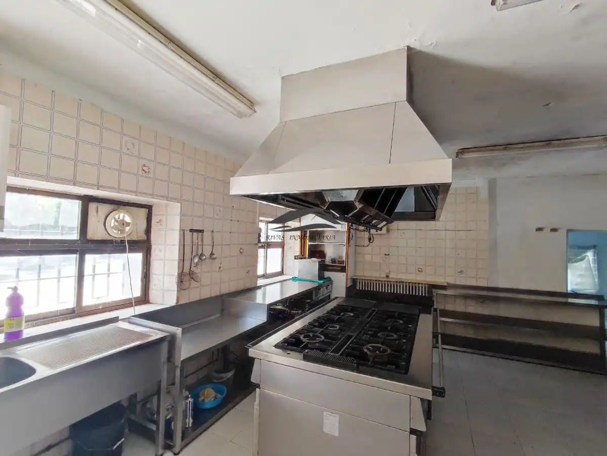 Kitchen of Commercial properties for sale in Miranda del Castañar  with Furnished