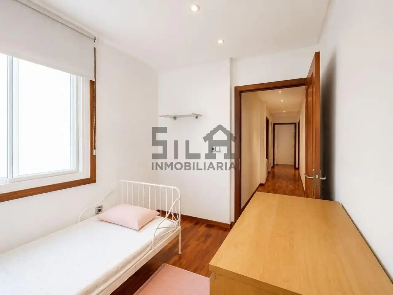 Bedroom of Flat for rent in Ourense Capital   with Air Conditioner, Heating and Parquet flooring
