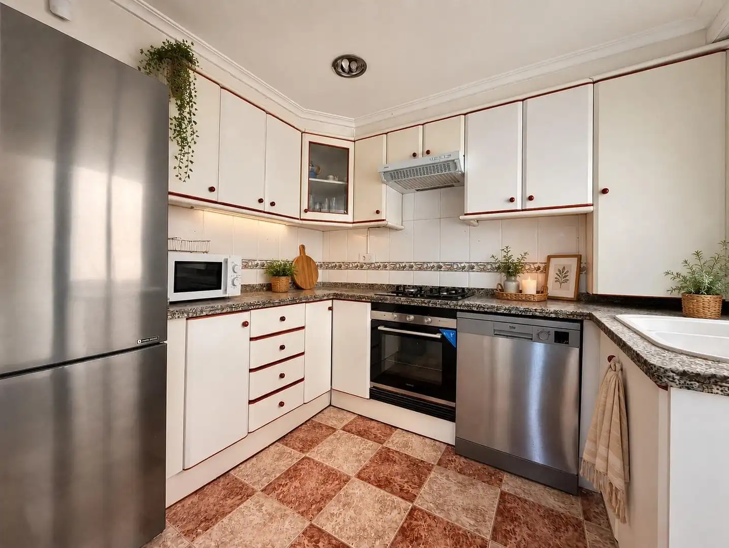 Kitchen of Flat for rent in Valencia  with Air Conditioner, Heating and Balcony