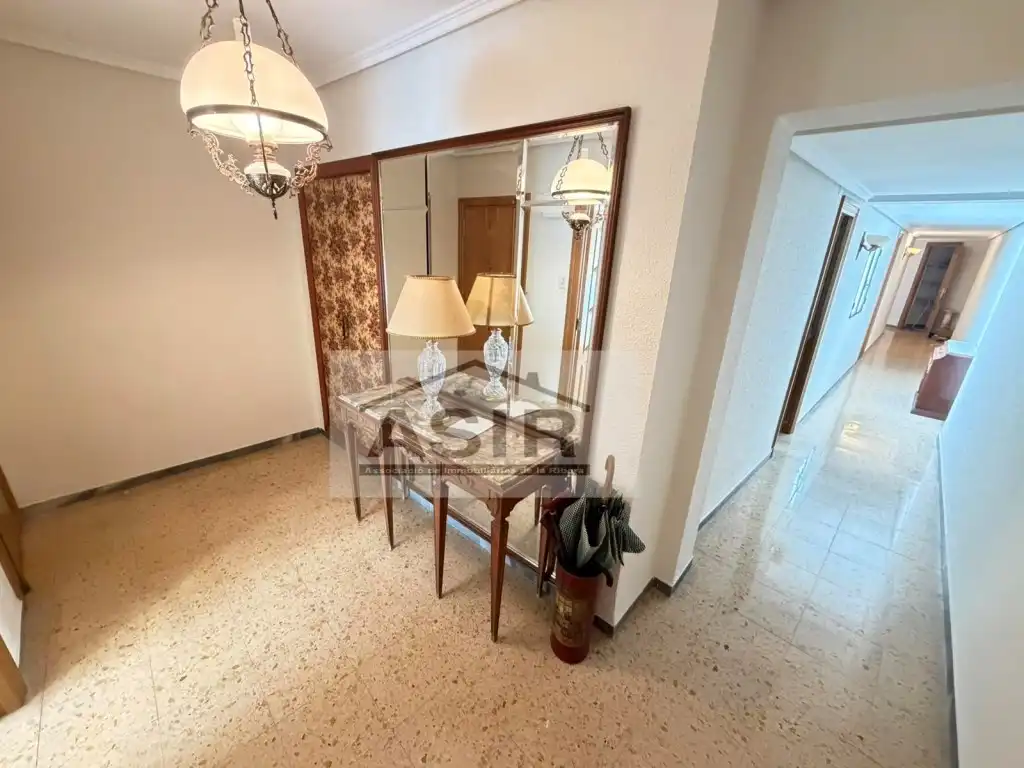 Piso de alquiler en Alzira con Balcón