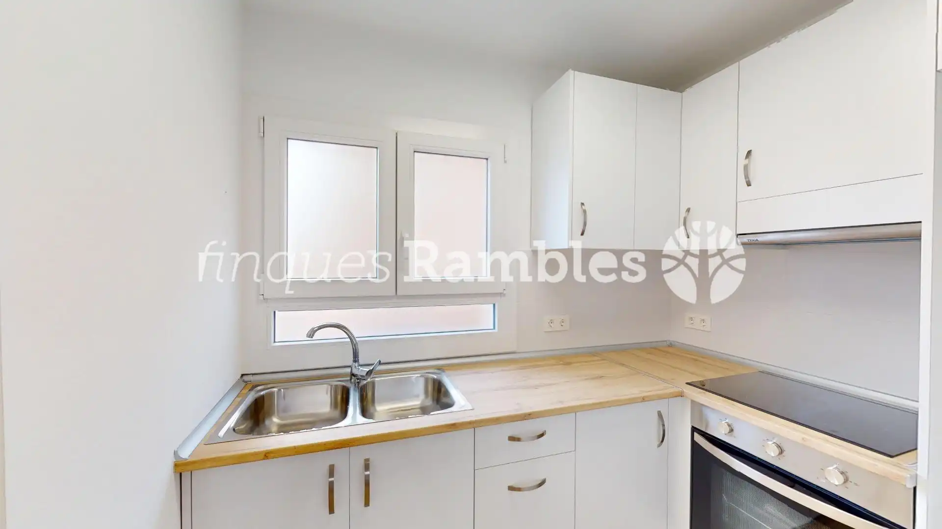 Kitchen of Flat for sale in Igualada  with Parquet flooring