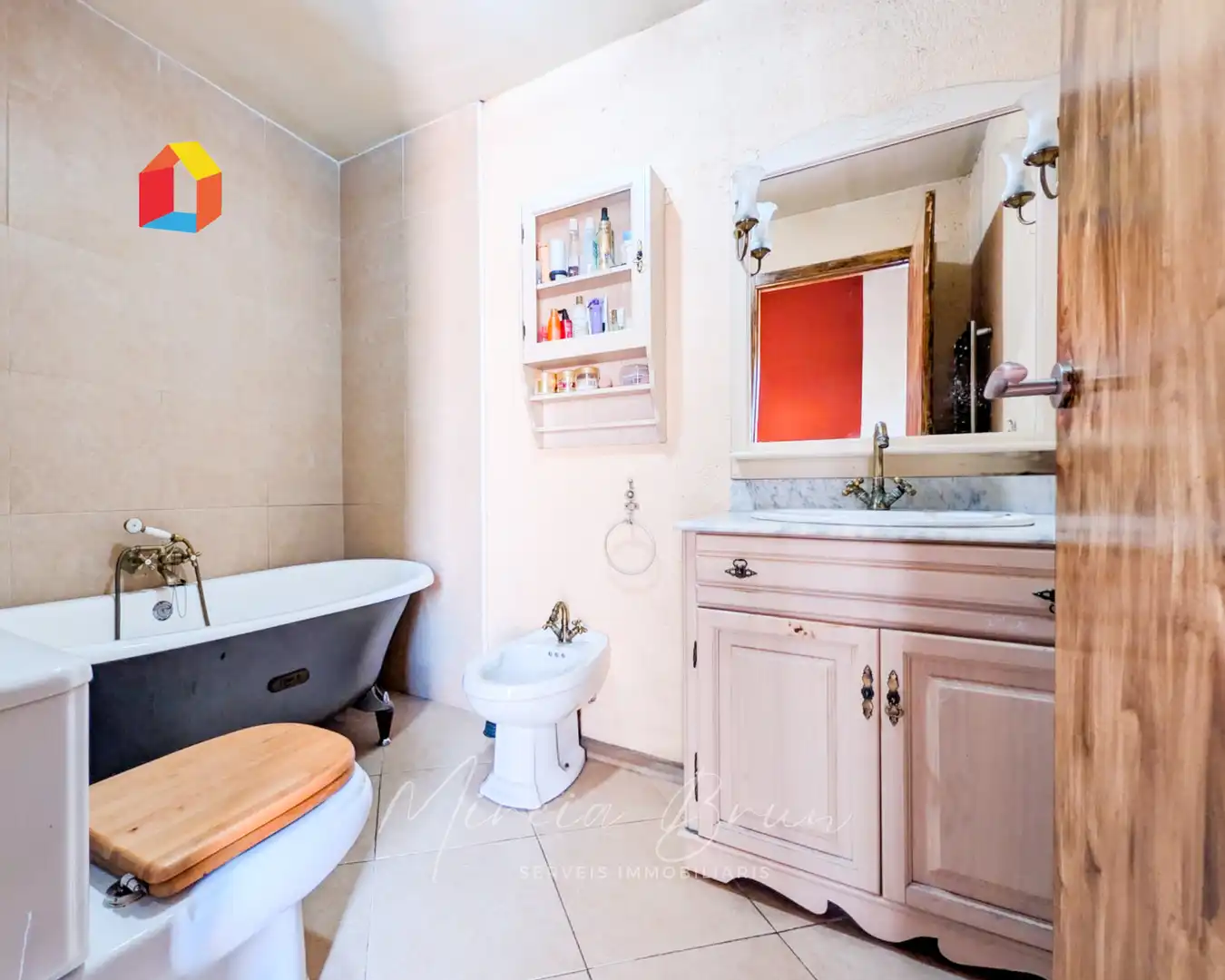 Baño de Casa adosada en venta en Seva con Calefacción