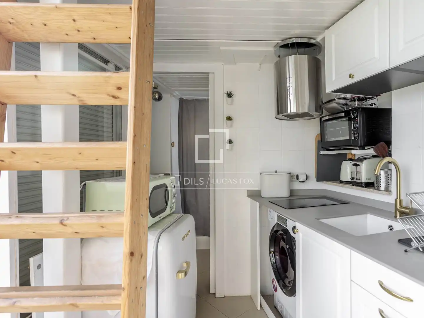 Kitchen of Flat for rent in Madrid  with Air Conditioner, Heating and Terrace