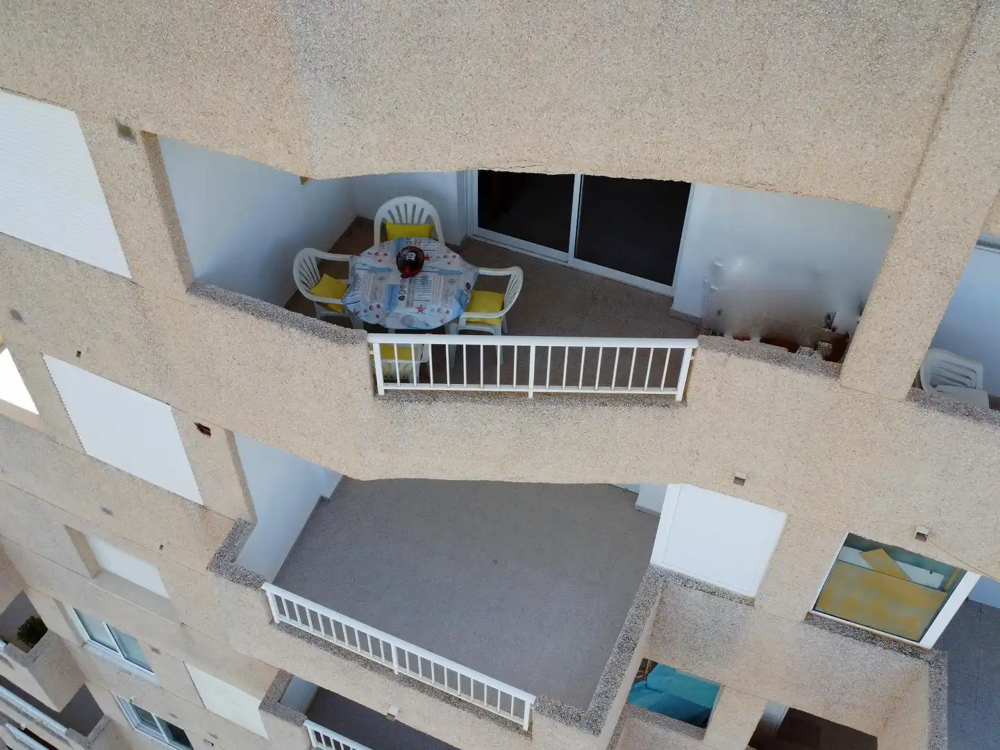 Terraza de Apartamento de alquiler en La Manga del Mar Menor con Terraza y Piscina