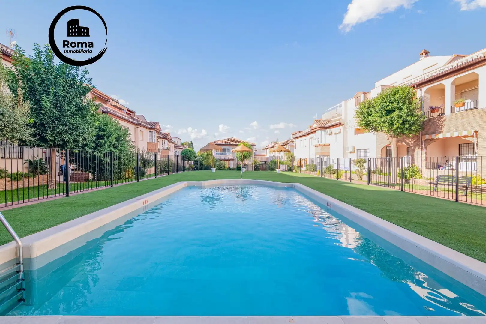 Piscina de Ático en venta en La Zubia con Aire acondicionado, Calefacción y Terraza