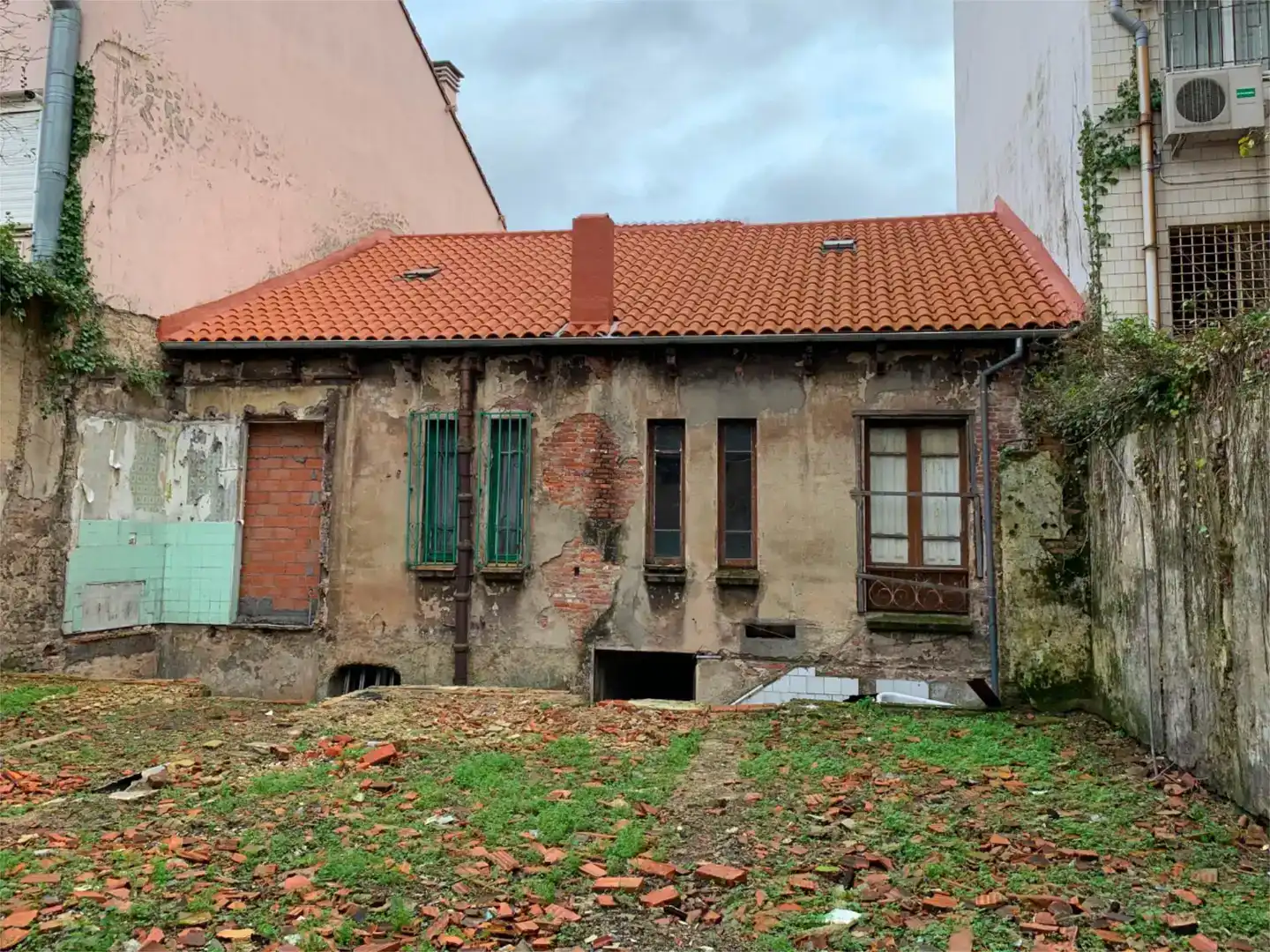 Vista exterior de Piso en venta en Avilés con Jardín privado