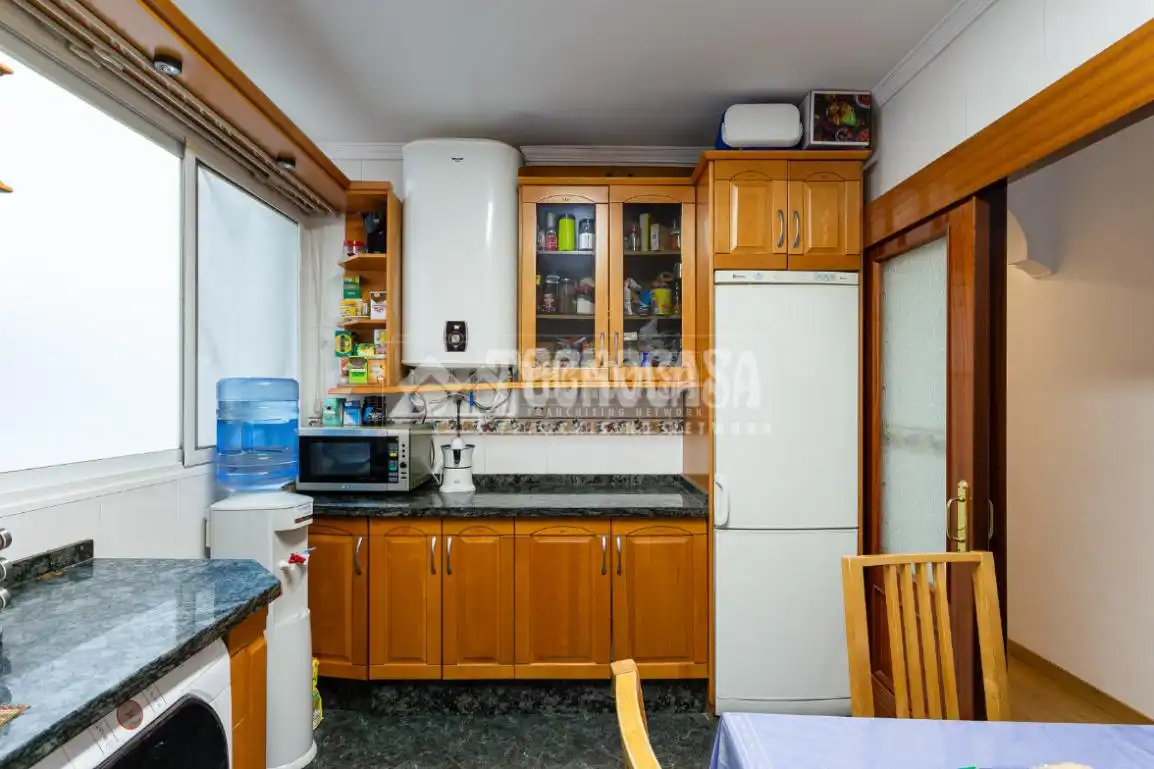 Cocina de Piso en venta en Vélez-Málaga con Aire acondicionado, Calefacción y Balcón