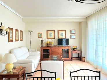 Apartamento con piscina en alquiler en Montañar - El Arenal