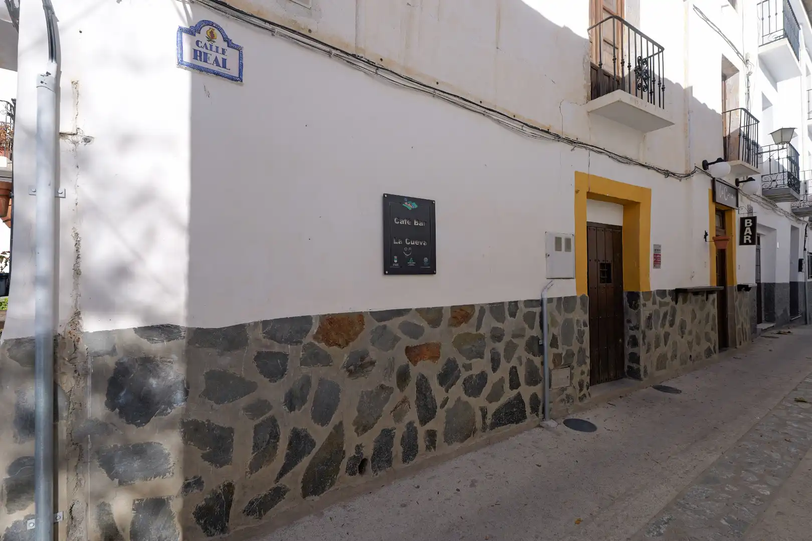 Exterior view of Commercial properties for sale in Bérchules  with Terrace and Furnished