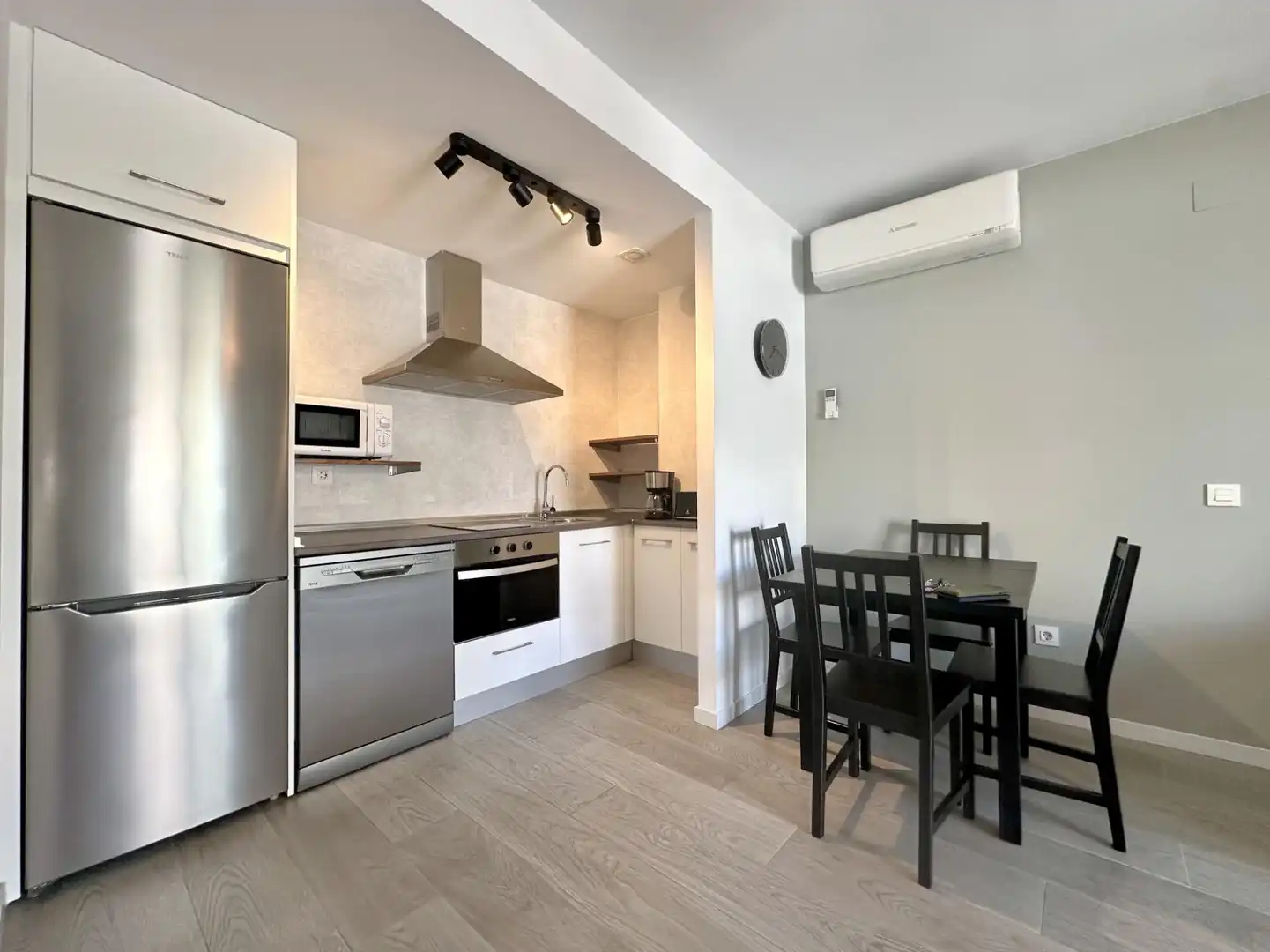 Apartment with lift for sale in Playa de los Boliches, imagen 2