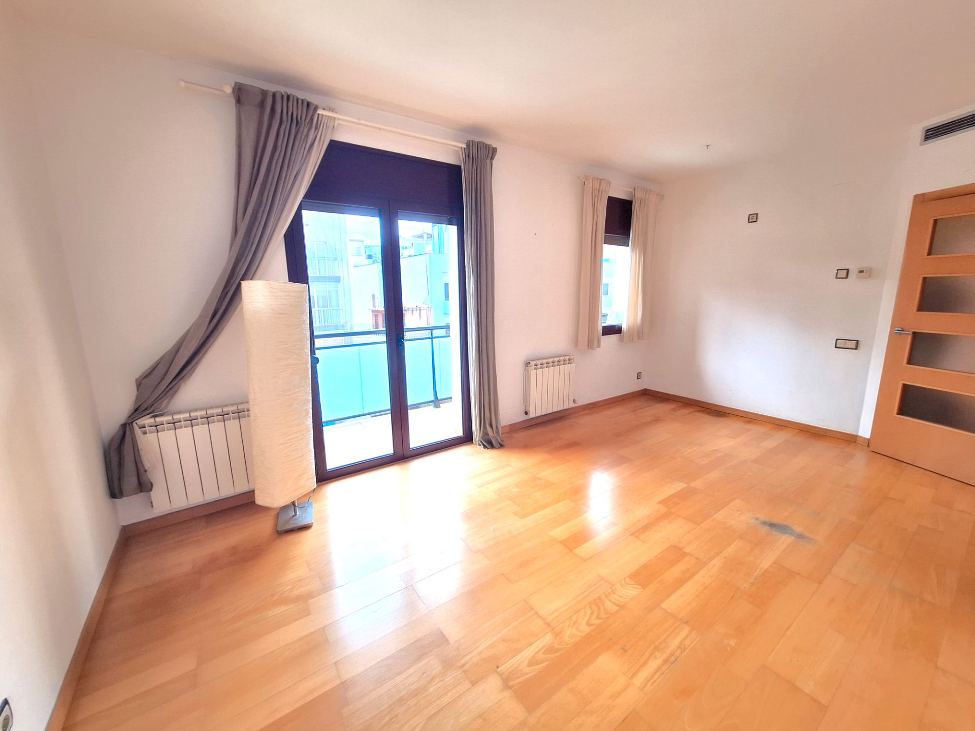 Bedroom of Flat for sale in  Barcelona Capital  with Heating and Balcony