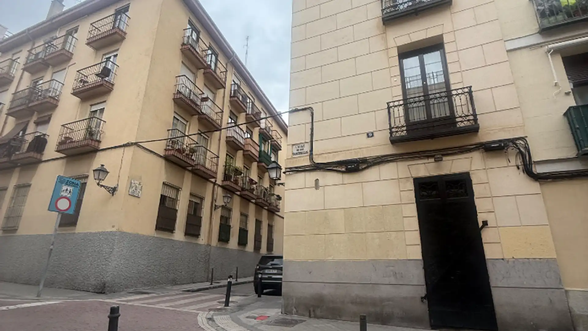 Vista exterior de Ático de alquiler en  Madrid Capital con Aire acondicionado, Calefacción y Amueblado