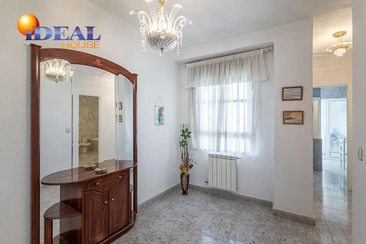 Flat for sale in Los Villares  with Furnished and Balcony