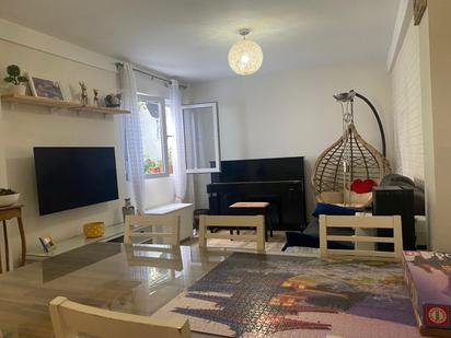 Living room of Flat for sale in  Valencia Capital  with Terrace and Balcony