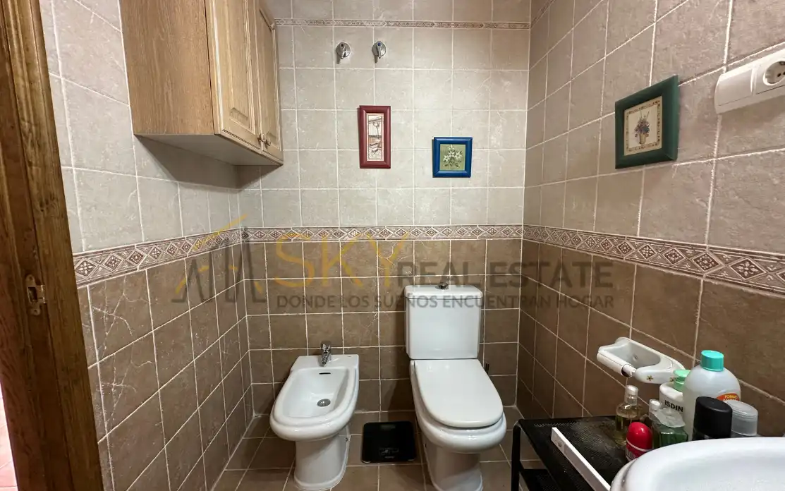 Baño de Piso en venta en Becerril de la Sierra con Terraza y Amueblado
