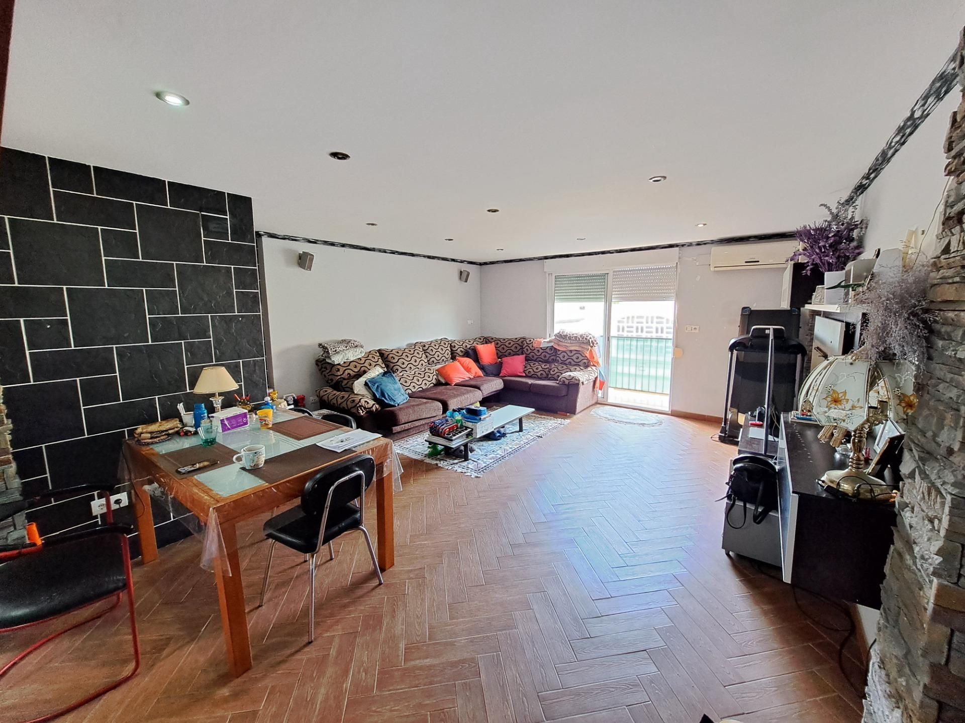 Living room of Flat for sale in Polinyà de Xúquer  with Air Conditioner and Balcony