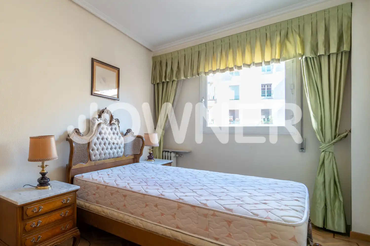 Bedroom of Flat for rent in Madrid  with Air Conditioner, Heating and Furnished