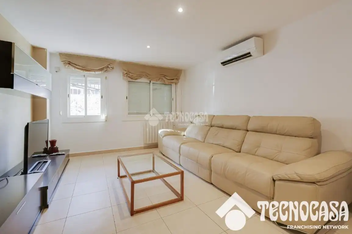 Piso en venta en Artigues - Llefià, imagen 2