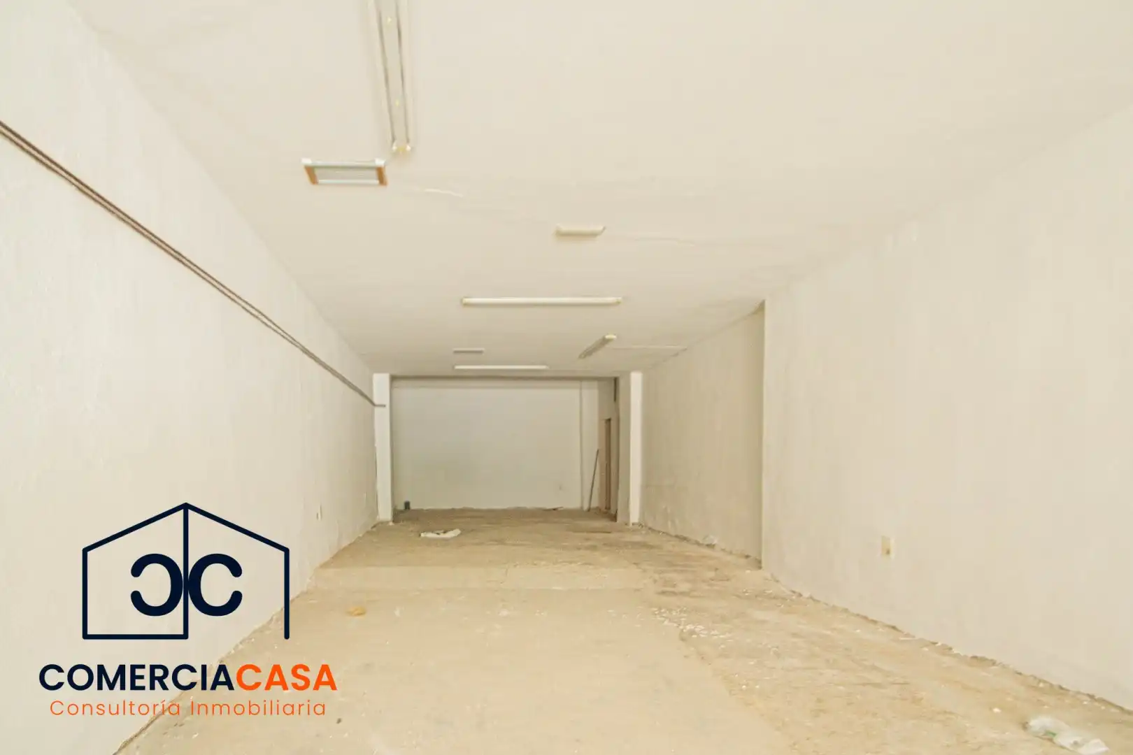 Local en venta en Nerja
