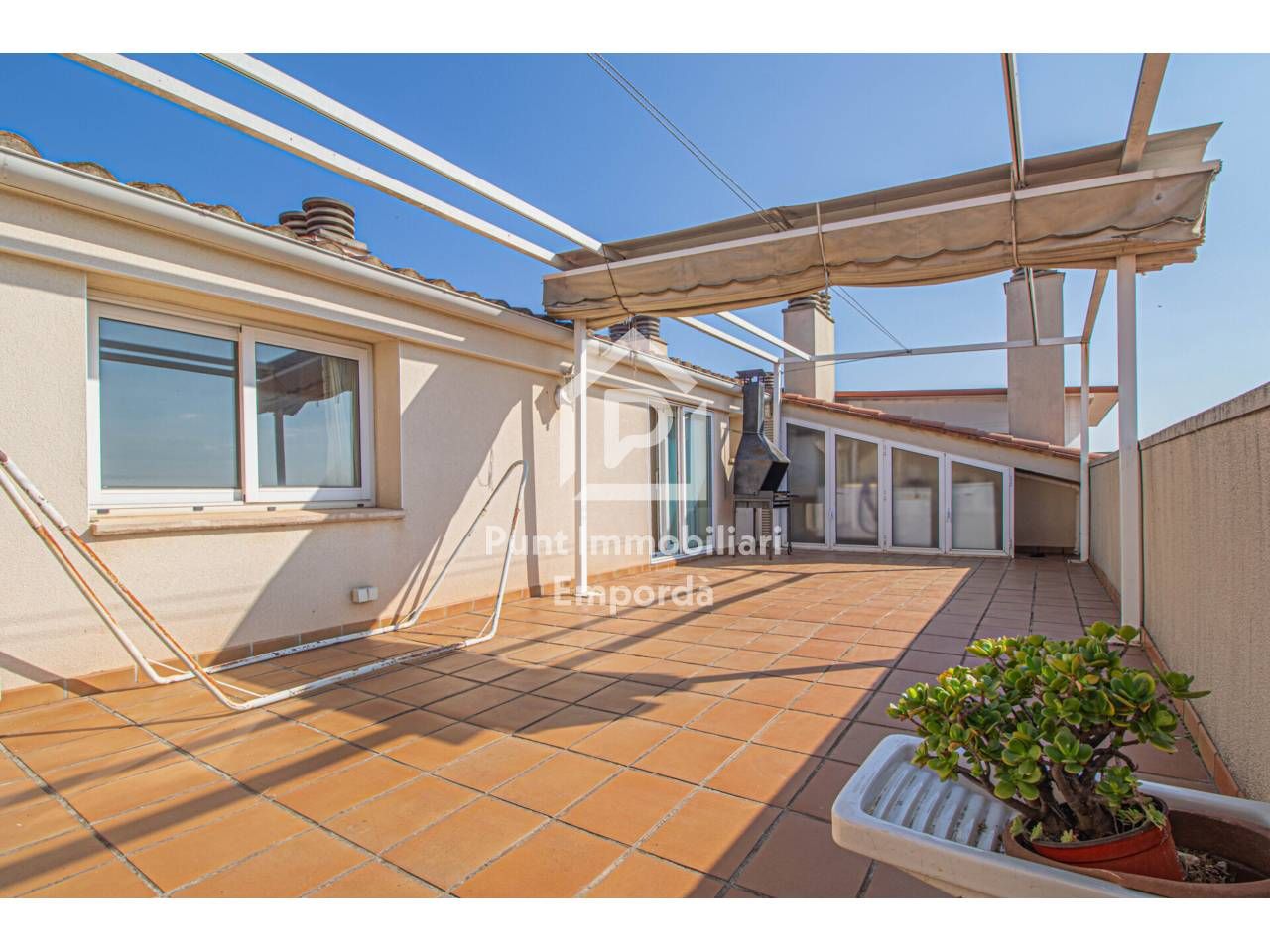 Terrace of Duplex for sale in Figueres  with Air Conditioner, Heating and Terrace