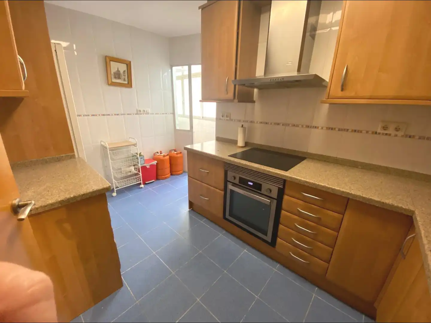 Cocina de Piso de alquiler en Alicante / Alacant con Aire acondicionado, Amueblado y Balcón
