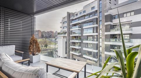 Foto 2 de Piso en venta en Av. de Isabel de Valois, Sanchinarro,  Madrid Capital