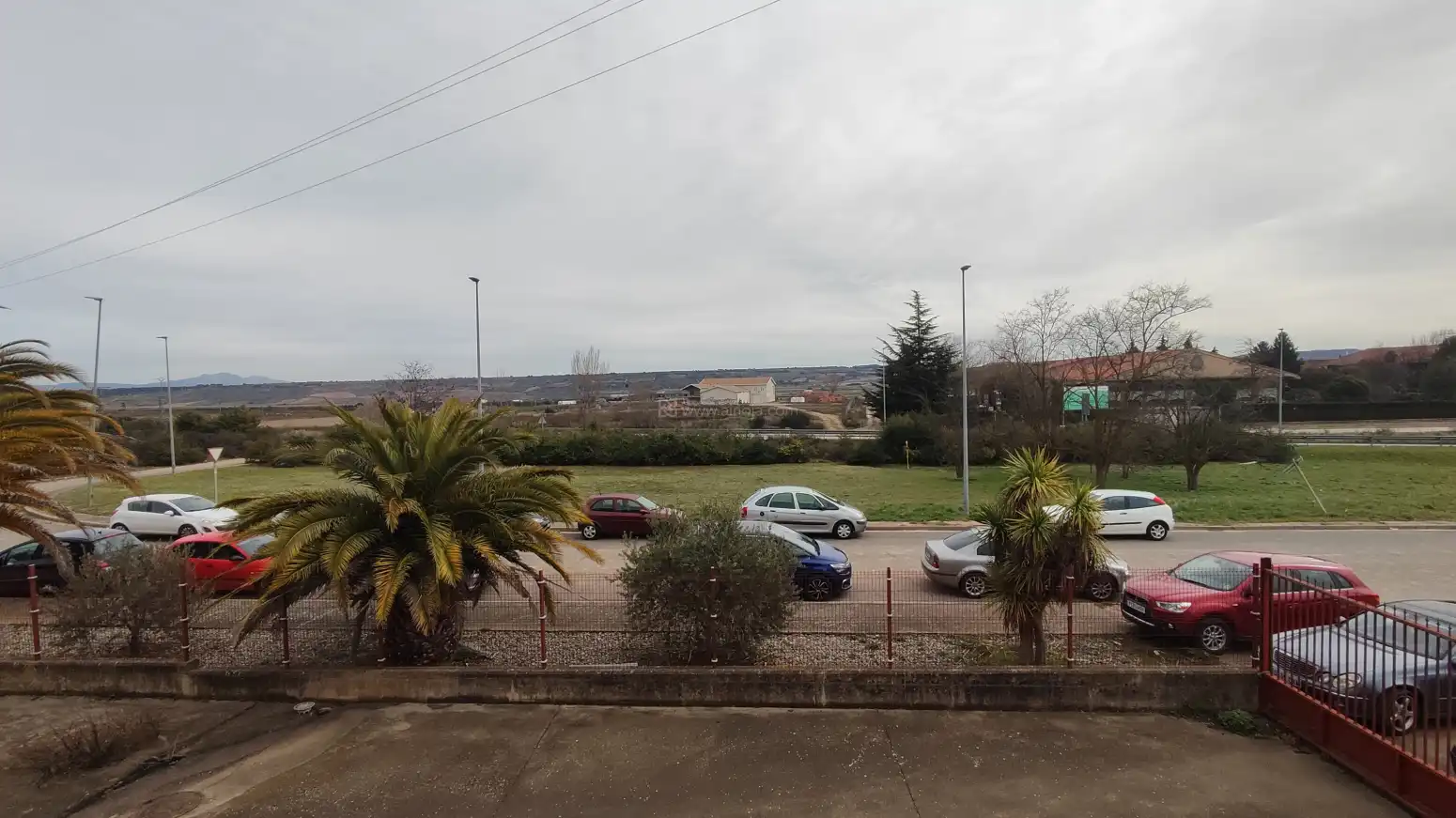 Aparcament de Nau industrial de lloguer en Navarrete