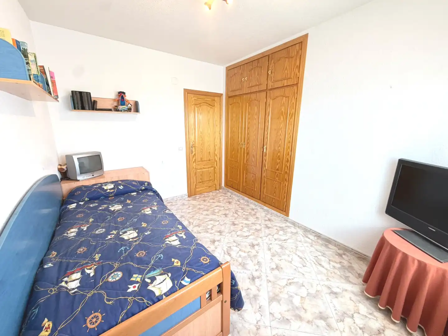 Habitación de Casa o chalet en venta en Villa del Prado, Madrid