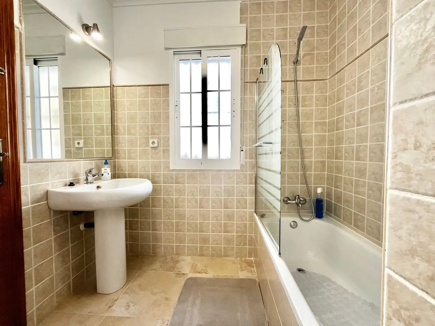 Bathroom of Houses for rent in Orihuela  with Air Conditioner, Heating and Terrace