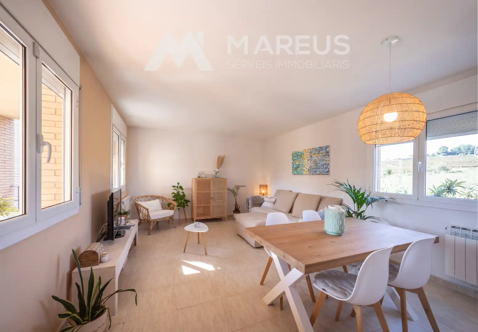 Living room of Houses for sale in Sant Esteve Sesrovires  with Heating, Private garden and Terrace
