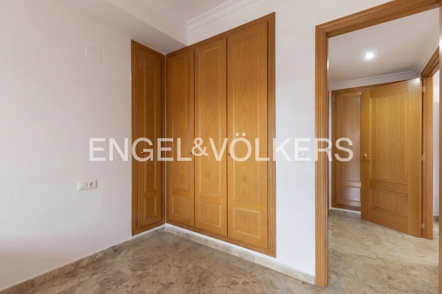 Habitación de Piso de alquiler en Valencia con Aire acondicionado, Calefacción y Jardín privado