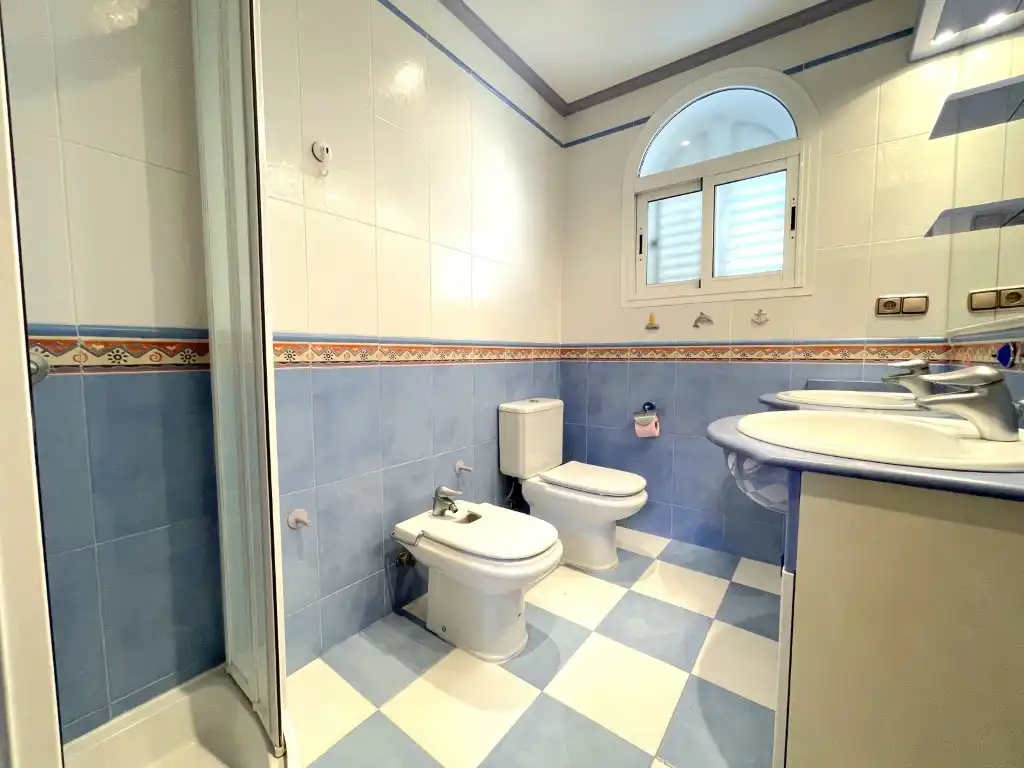 Haus oder Chalet zur Miete in Carrer Vicent Fuentes, Heliópolis