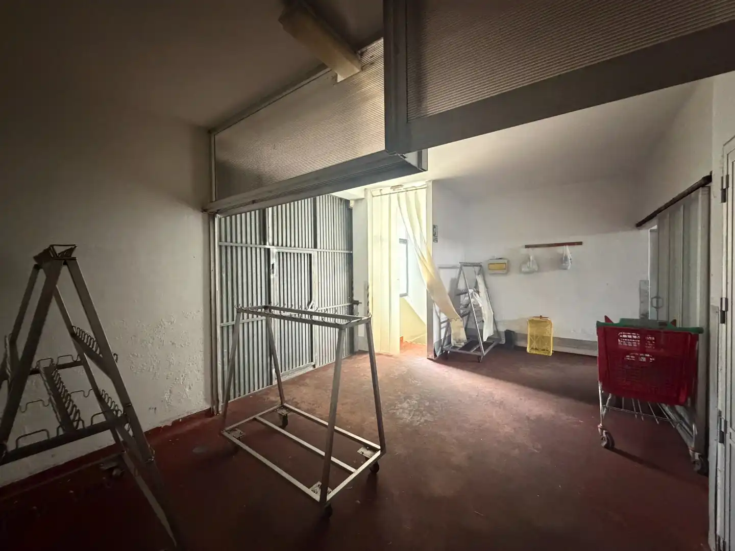 Fabrikhallen zur Miete in Rianxo
