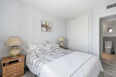 Apartment with pool for sale in Arroyo de la Miel, imagen 4