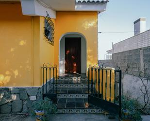 Vista exterior de Casa o xalet en venda en Santa Brígida amb Terrassa