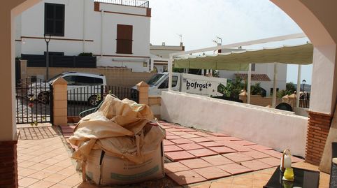 Foto 2 de Casa adosada en venda a Calle la Puente, 27, Enix, Almería