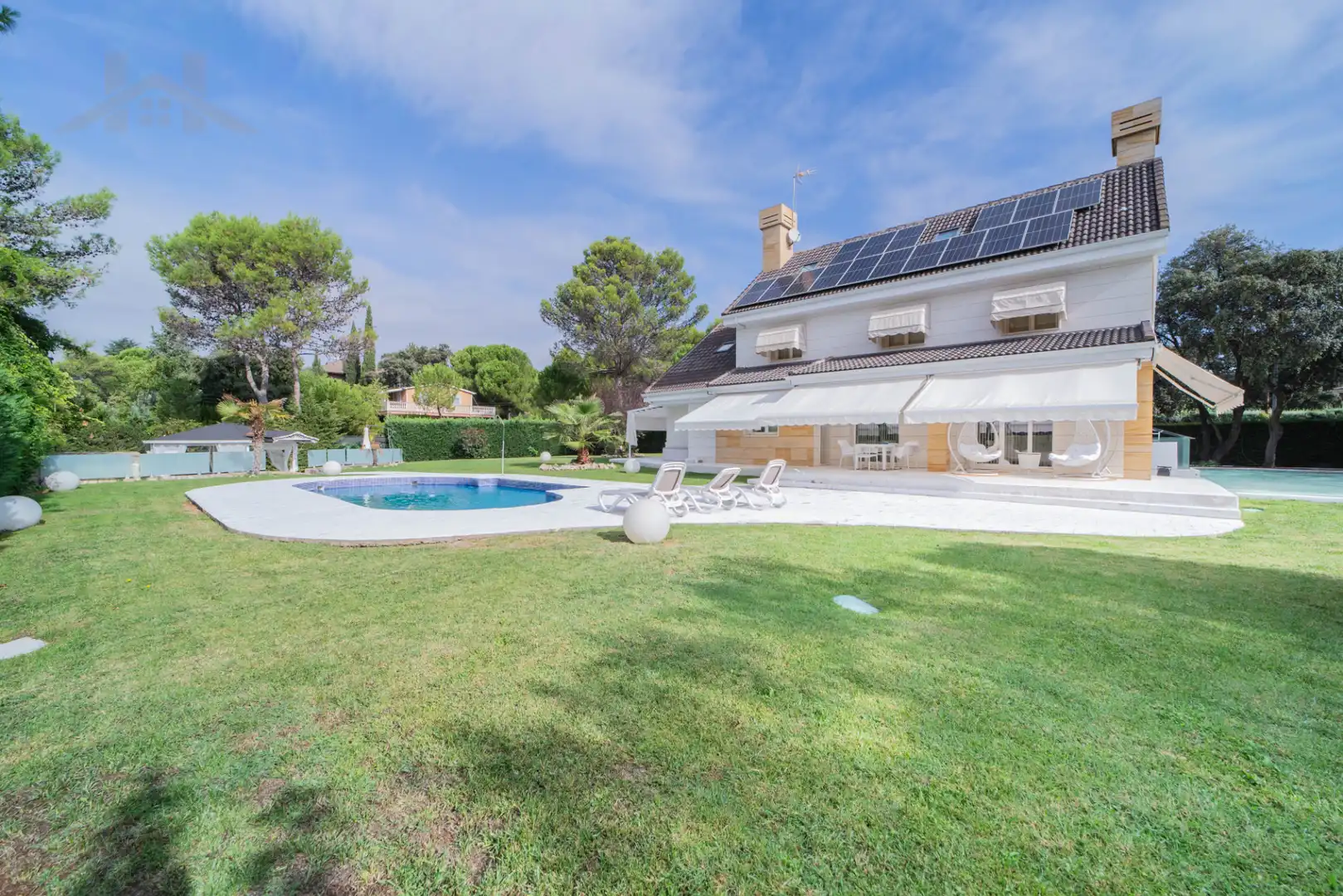 Casa amb piscina en venda a El Bosque