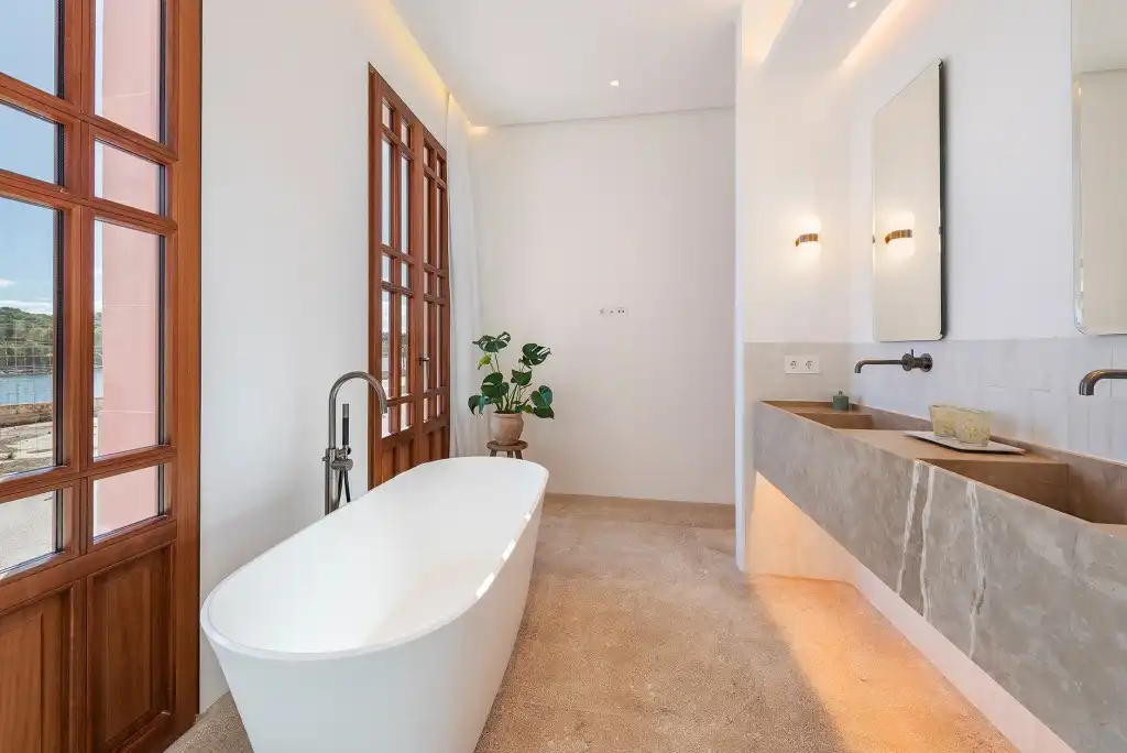 Badezimmer von Country house zum Verkauf in Felanitx mit Klimaanlage, Heizung und Terrasse