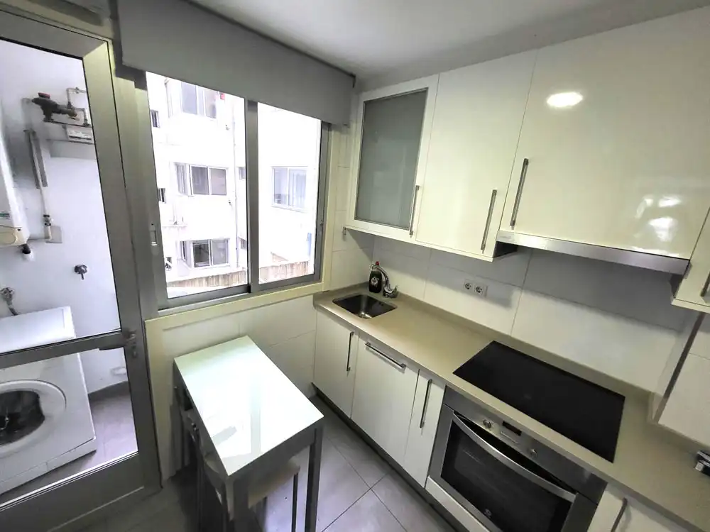 Flat for rent in Avenida da Florida, As Travesas - Balaídos