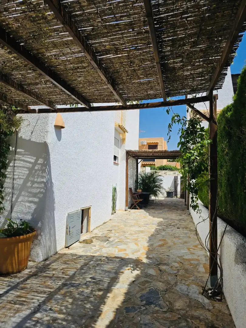 Villa mit Terrasse zum Verkauf in Marisol Park - Ortembach - Los Almendros, imagen 2