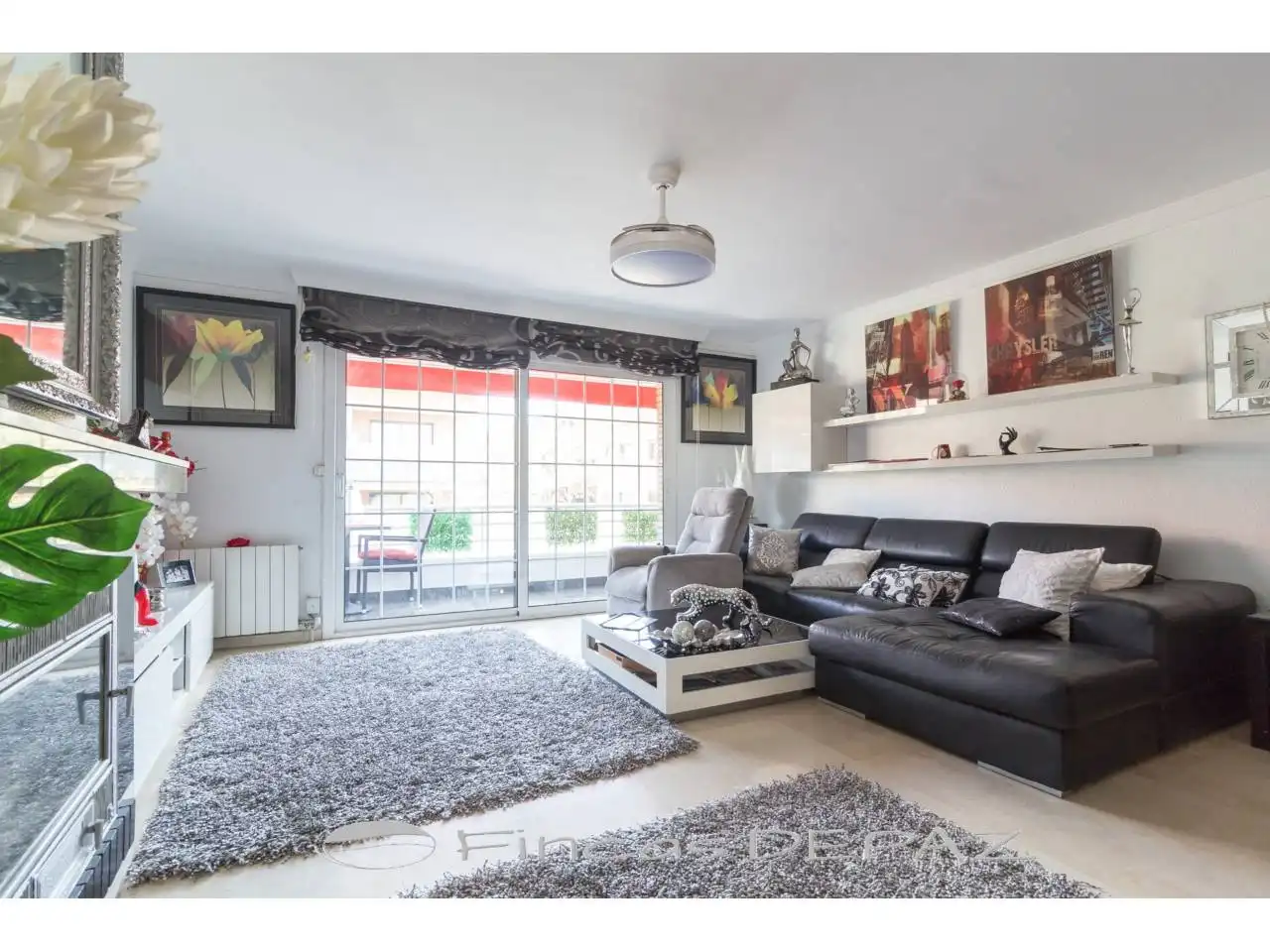 Sala de estar de Ático en venta en Castelldefels con Calefacción y Terraza