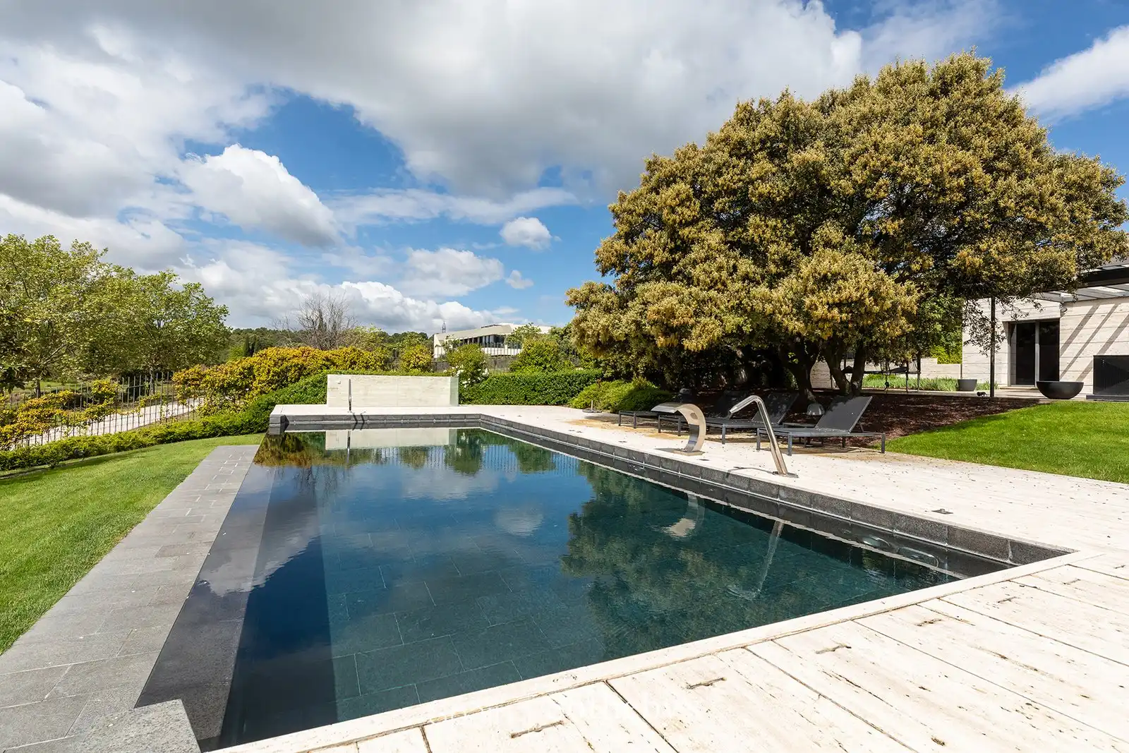 Piscina de Casa o xalet de lloguer en Pozuelo de Alarcón amb Aire condicionat, Jardí privat i Terrassa